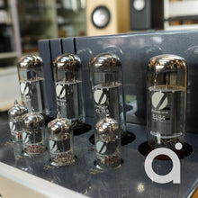 Load image into Gallery viewer, PrimaLuna EVO100 Tube Integrated Amplifier
